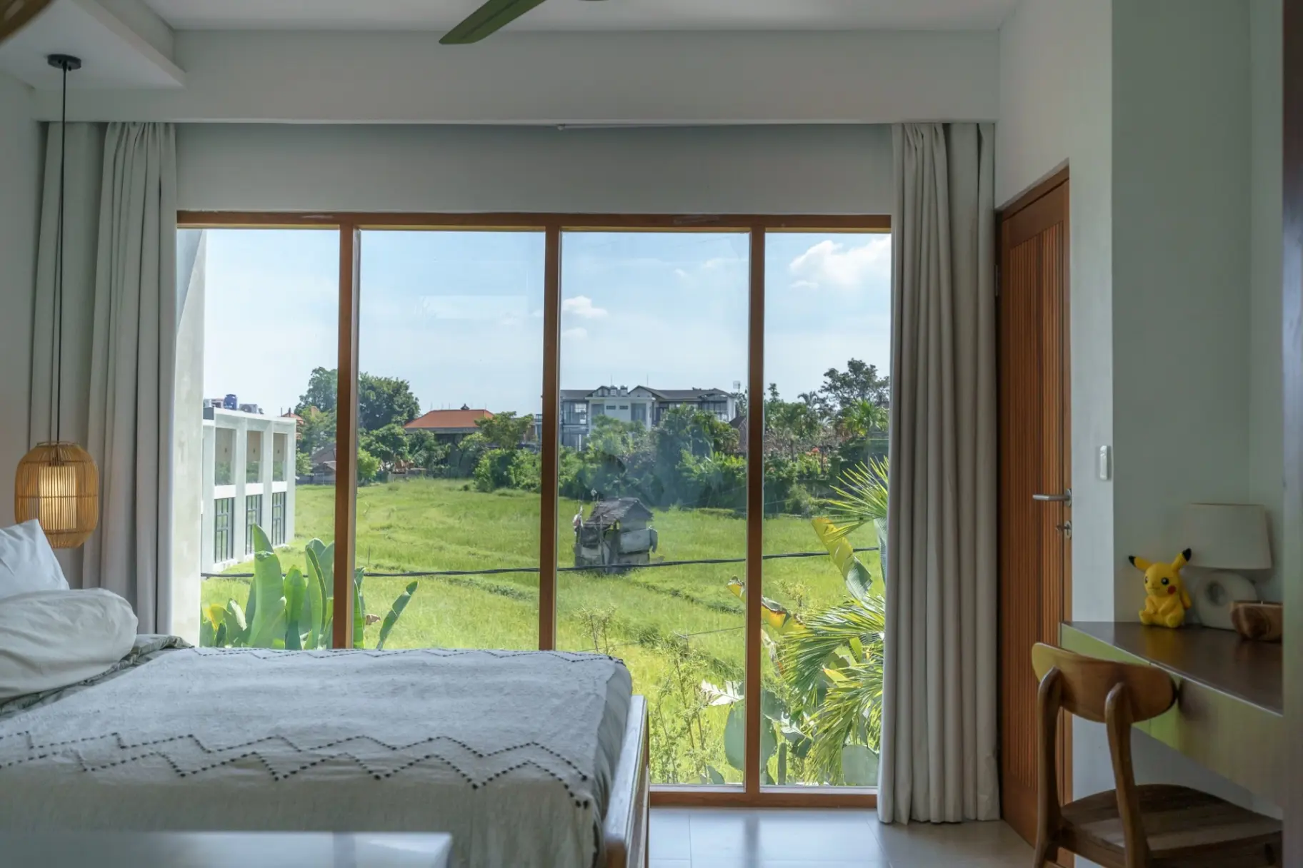 Octo 7 bedroom with rice field view